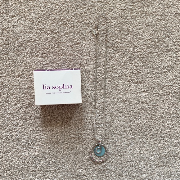 Lia Sophia Necklace - Picture 1 of 6